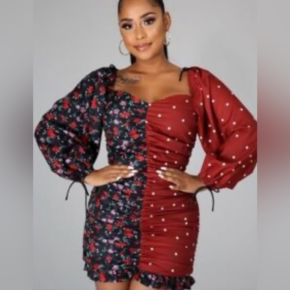 L’atiste by Amy Ruched Mini Dress Mixed Print Floral Bodycon Party Medium NWT